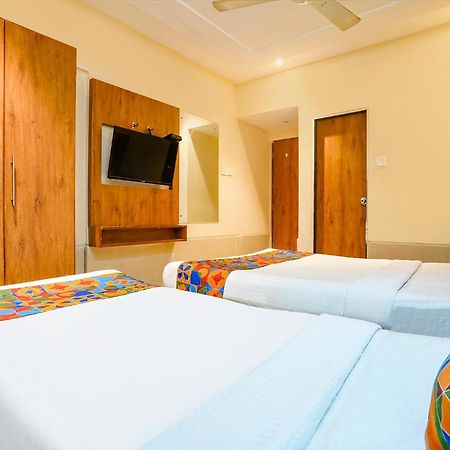 Fabhotel Regal Inn Mumbai Exterior photo