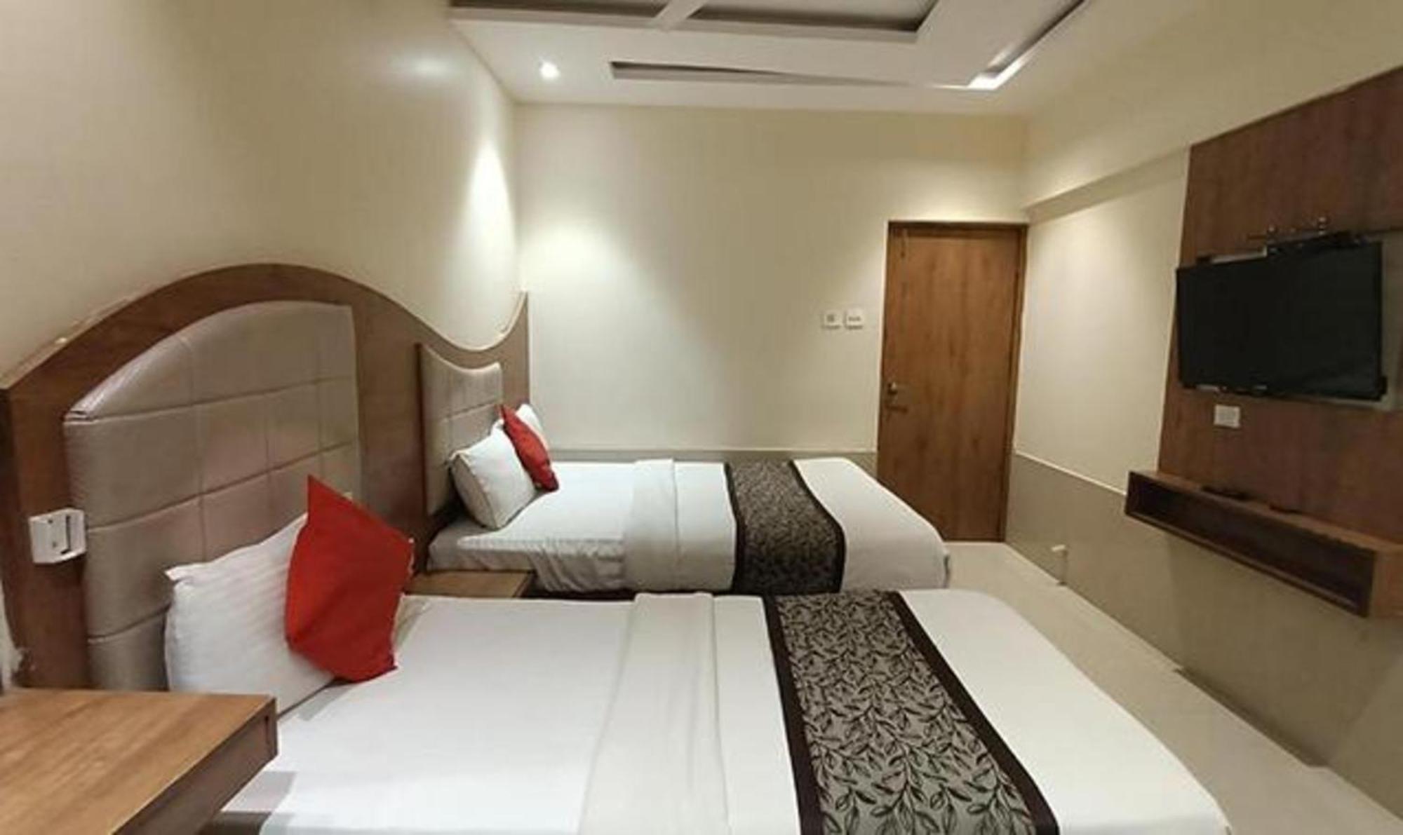 Fabhotel Regal Inn Mumbai Exterior photo