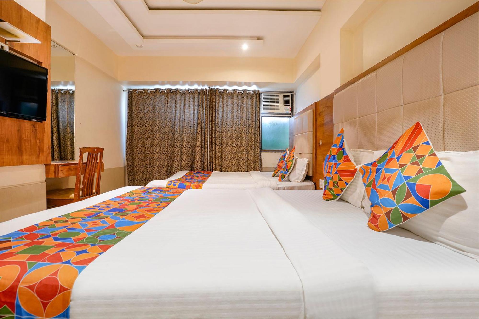 Fabhotel Regal Inn Mumbai Exterior photo