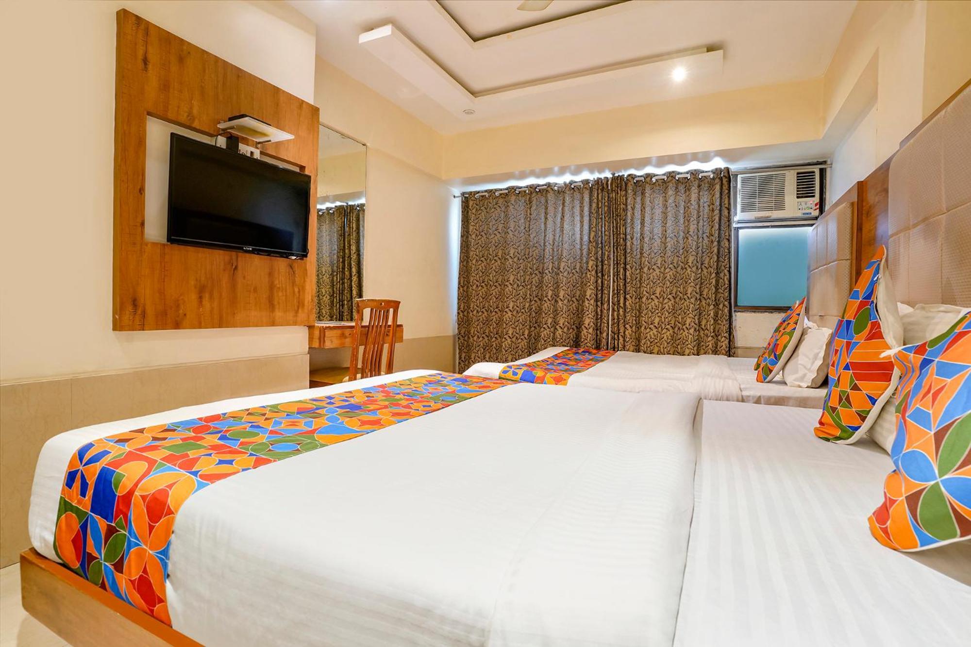 Fabhotel Regal Inn Mumbai Exterior photo