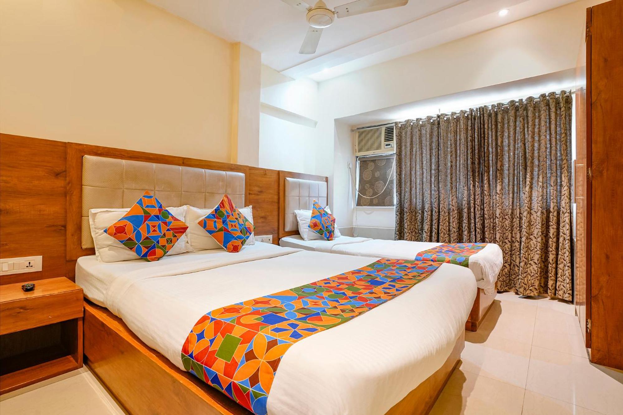 Fabhotel Regal Inn Mumbai Exterior photo